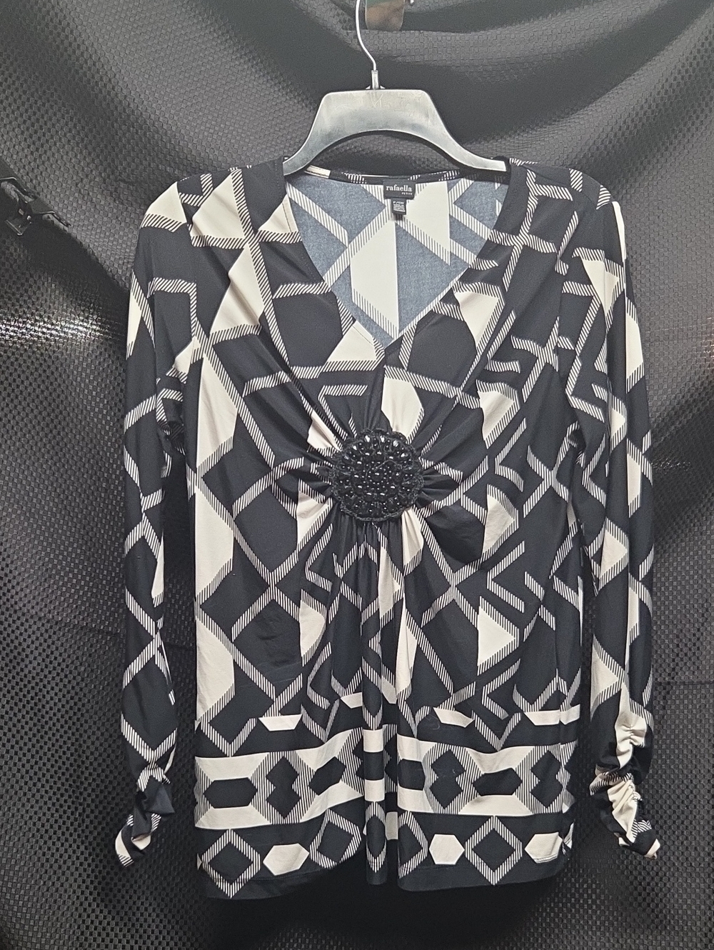 Rafaella Black and White Geometric Long-Sleeve Top
